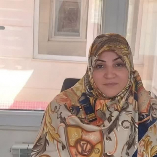 فاطمه خدادادی
