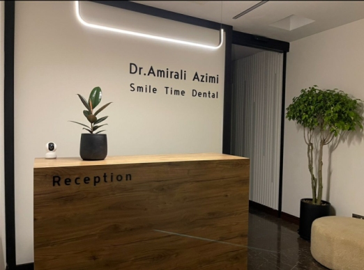 مركز دندانپزشكى دکتر امیرعلی عظیمی فریدنی