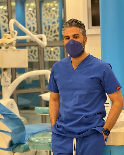 دکتر خشایار خلیل پور جراح دندانپزشک در مشهد