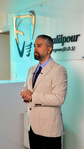 دکتر خشایار خلیل پور جراح دندانپزشک در مشهد