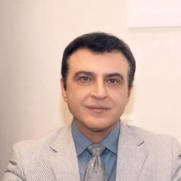 دکتر وحید عارفی 