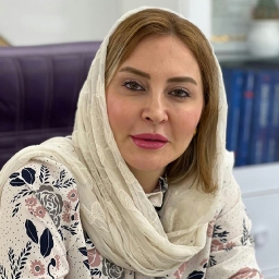 دکتر لیلا دلخواه اکبری 