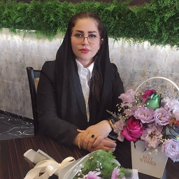 زیبا رجایی 