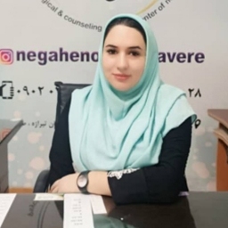 زینب دستوریان 