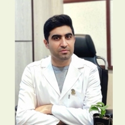 حسین باقری پور 