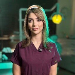 دکتر الناز صحافی 