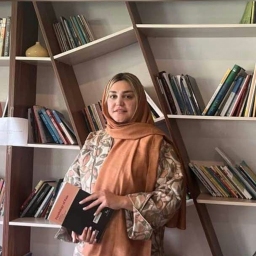 راناز میرزاقربانعلی 