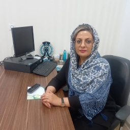 مریم شمسی پور 