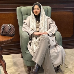 فاطمه رستگارنسب 