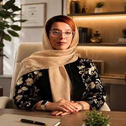 غزاله انتظامی 